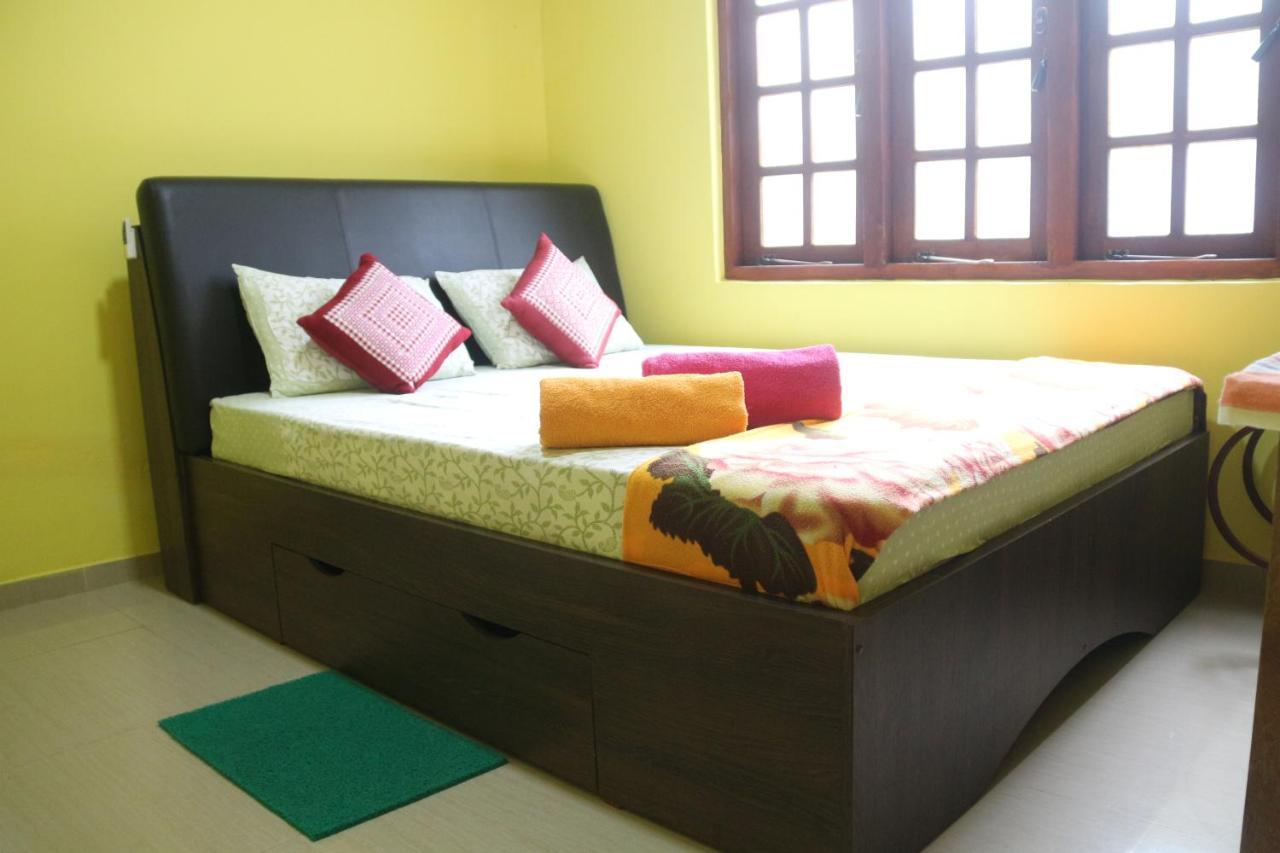 Apple Sara Home Stay 康提 外观 照片